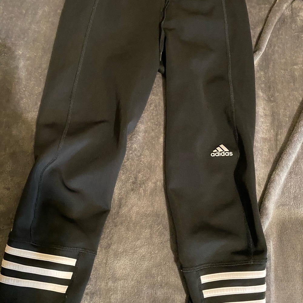 Adidas leggings never worn
